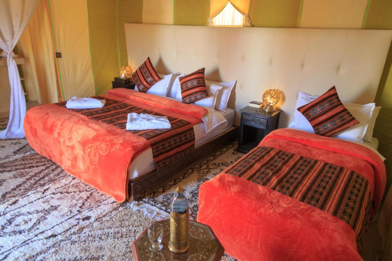 Отель Sahara Desert Luxury Camp Мерзуга Экстерьер фото