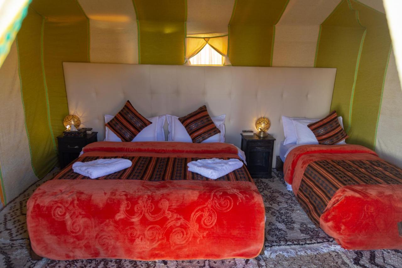 Отель Sahara Desert Luxury Camp Мерзуга Экстерьер фото